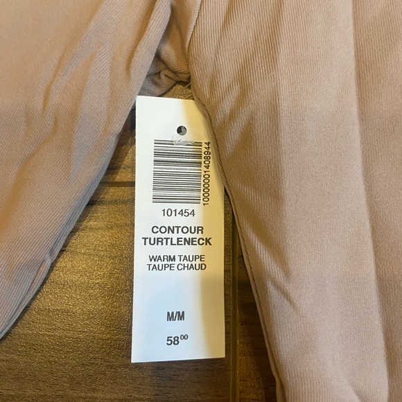 NWT Aritzia Babaton Contour Turtleneck Bodysuit - M - Picture 3 of 5